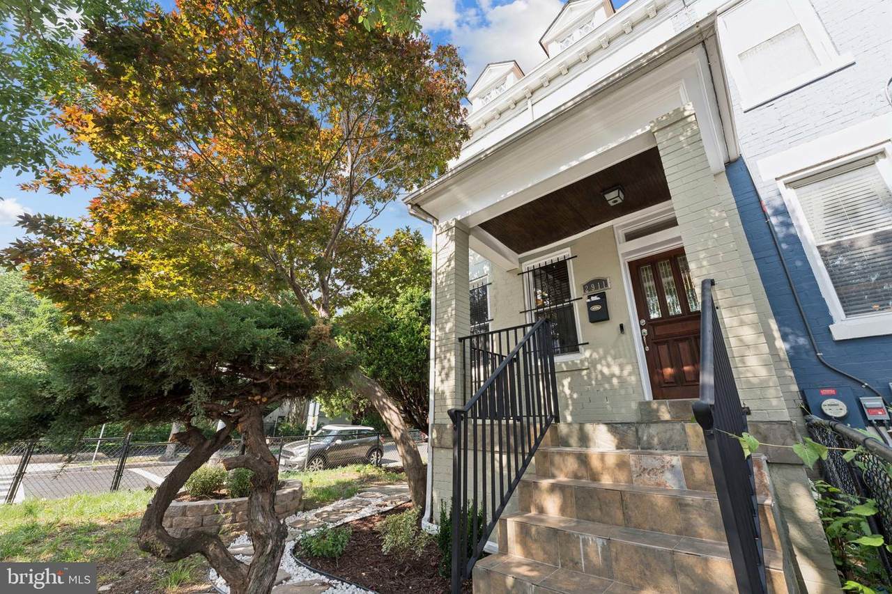 2911 Sherman Avenue - Photo 1