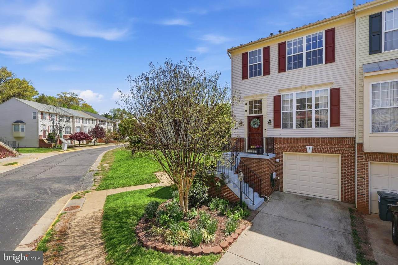 8110 Cerromar Way - Photo 1