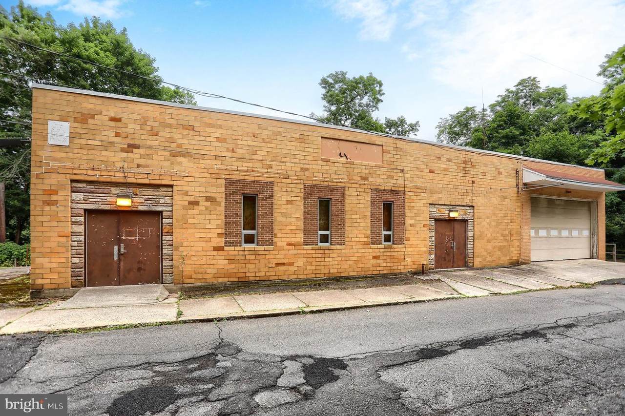 320 Wolfe Street - Photo 1