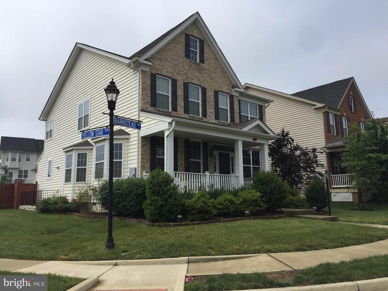 43165 Barnstead Drive - Photo 1