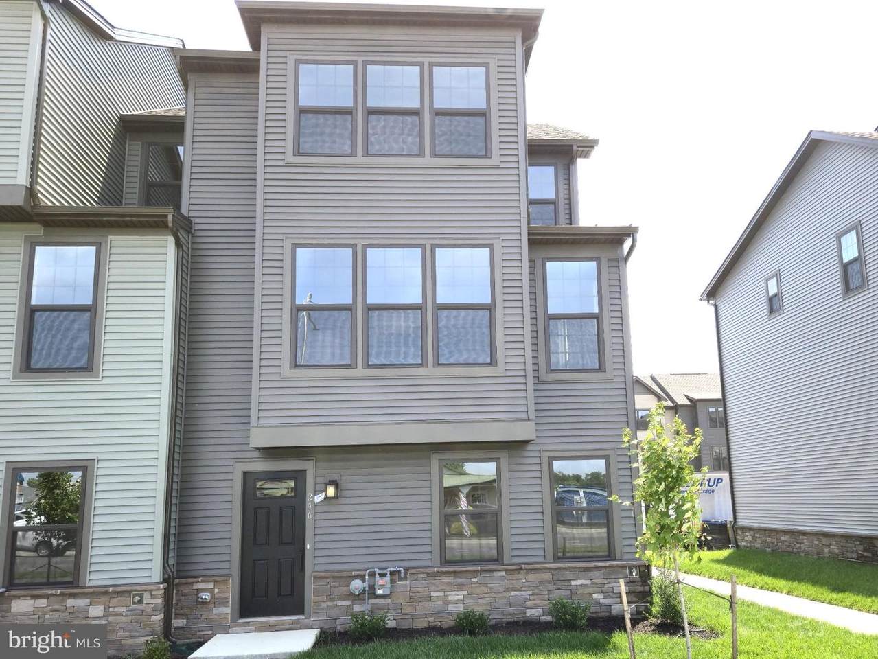 246 Main Street - Photo 1