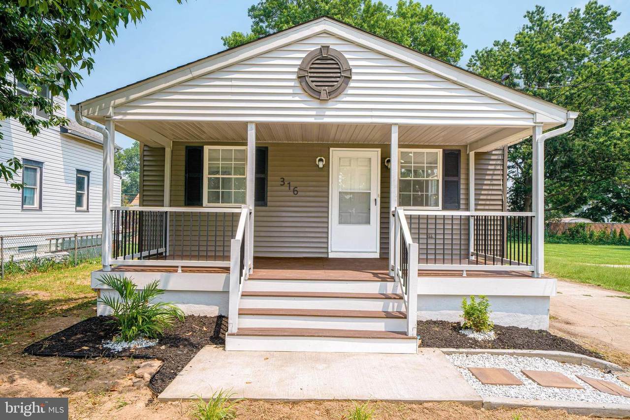 316 Newport Road - Photo 1