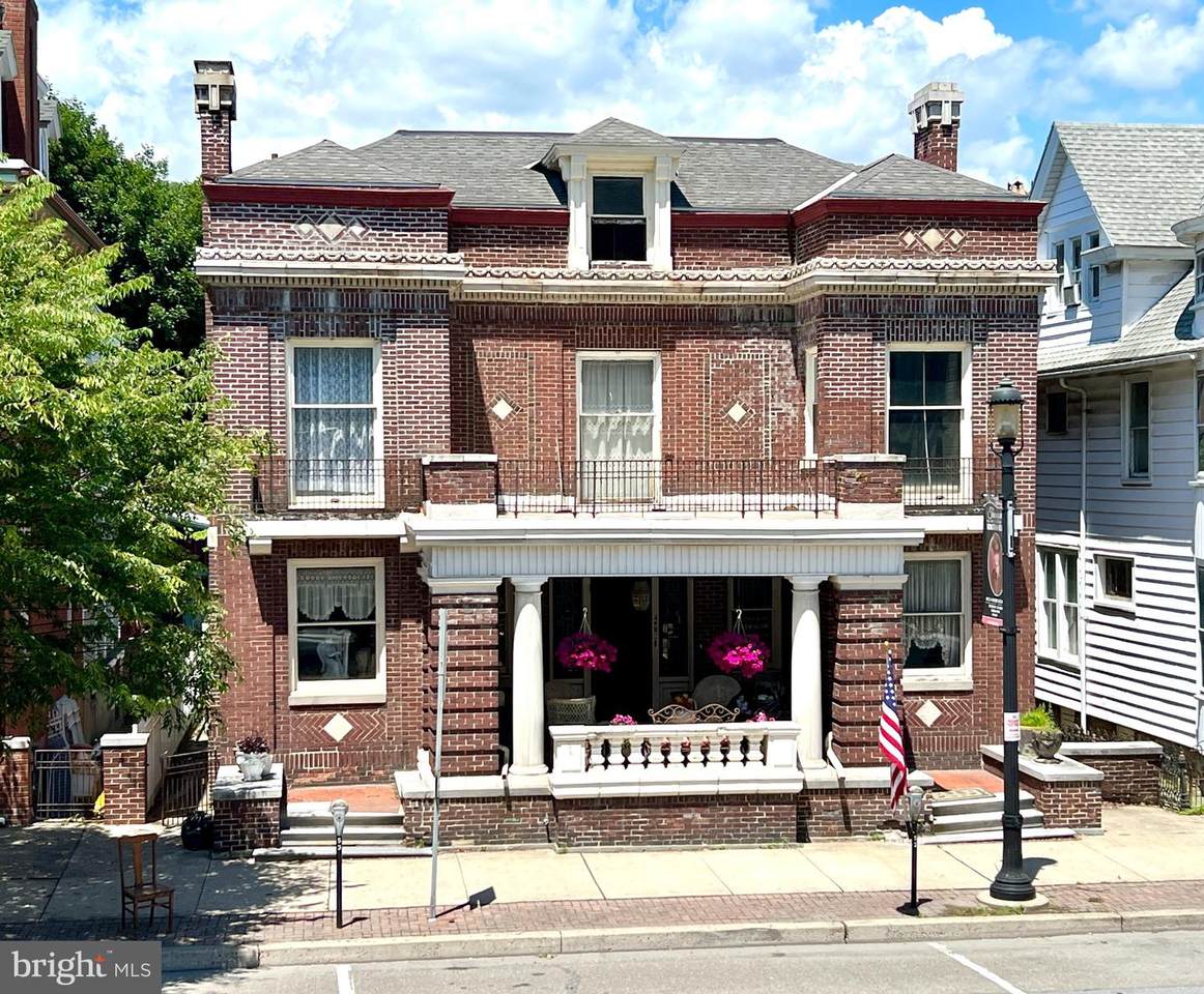 243 Broad Street - Photo 1