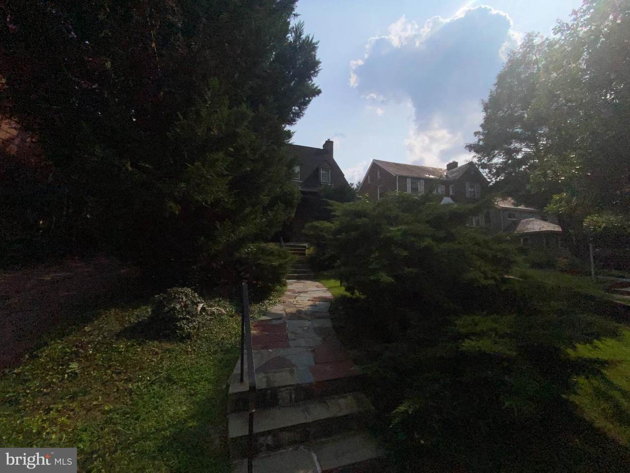 1614 Juniper Street - Photo 1