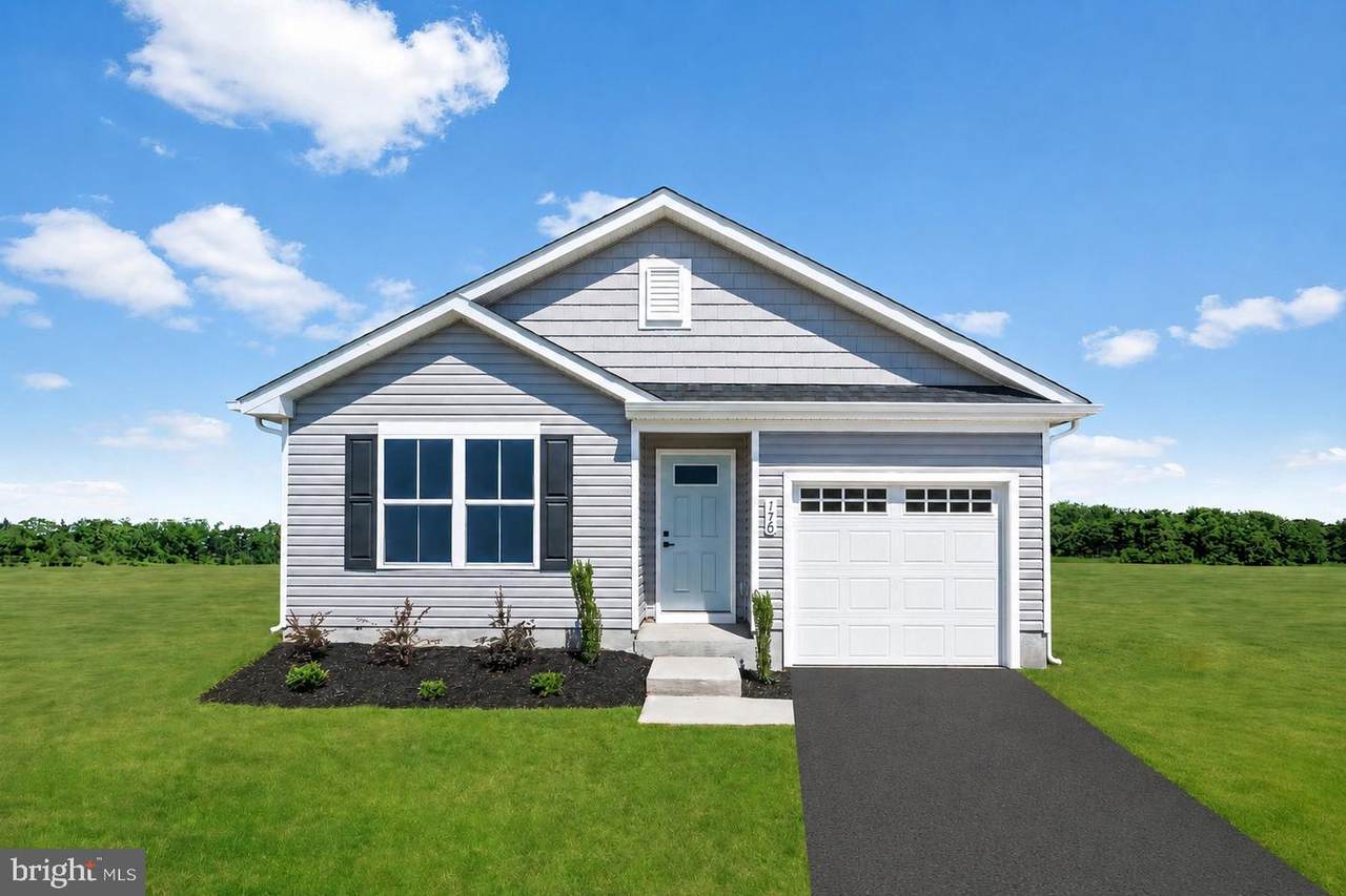 1426 Yeoman Berry Drive - Photo 1