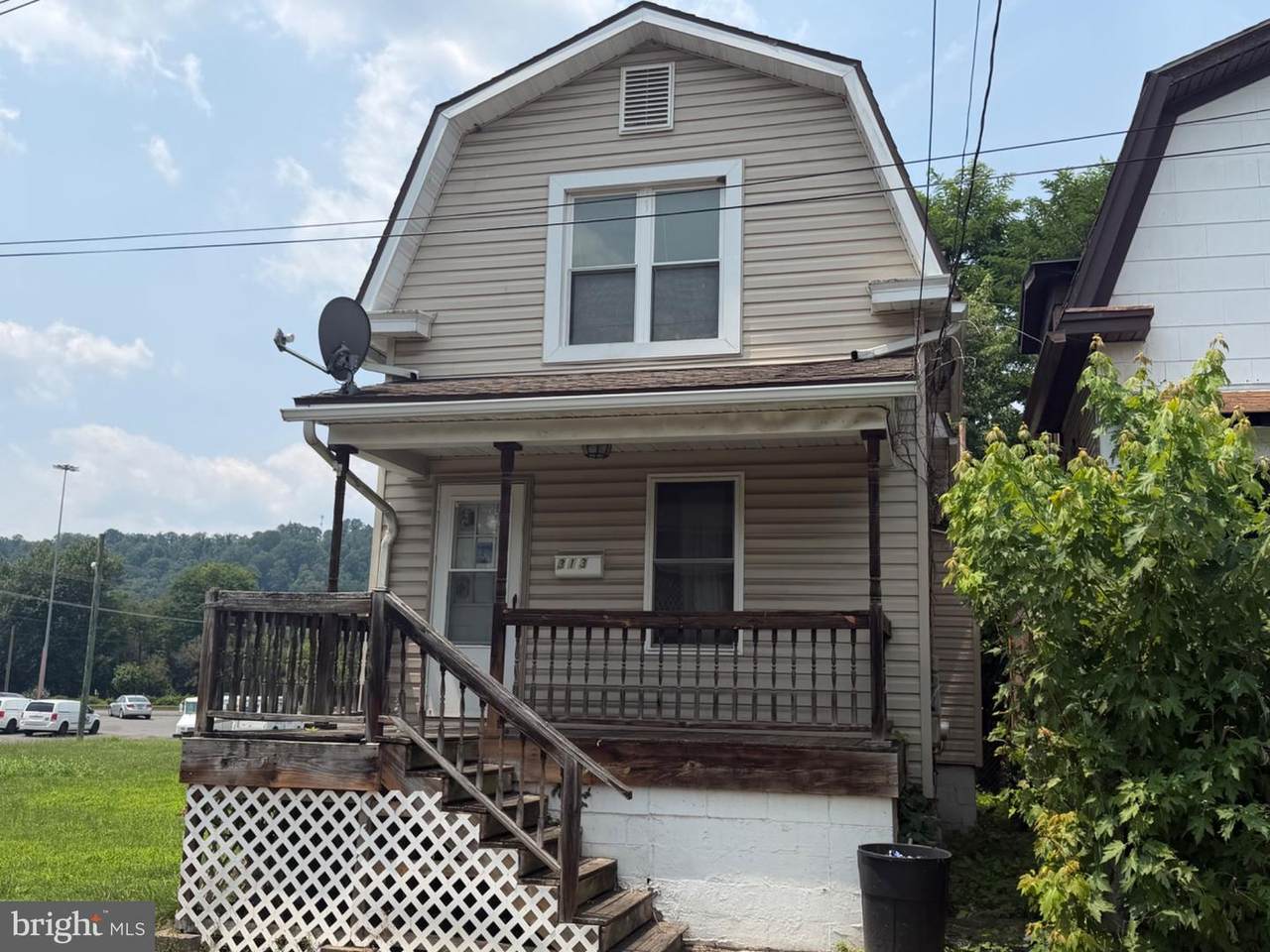 313 Cedar Street - Photo 1