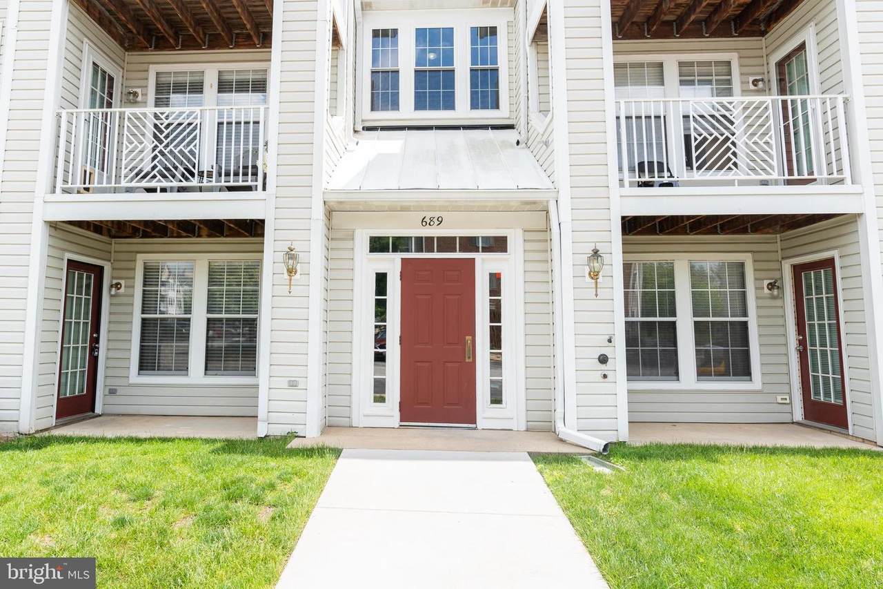 689 Winding Stream Way - Photo 1