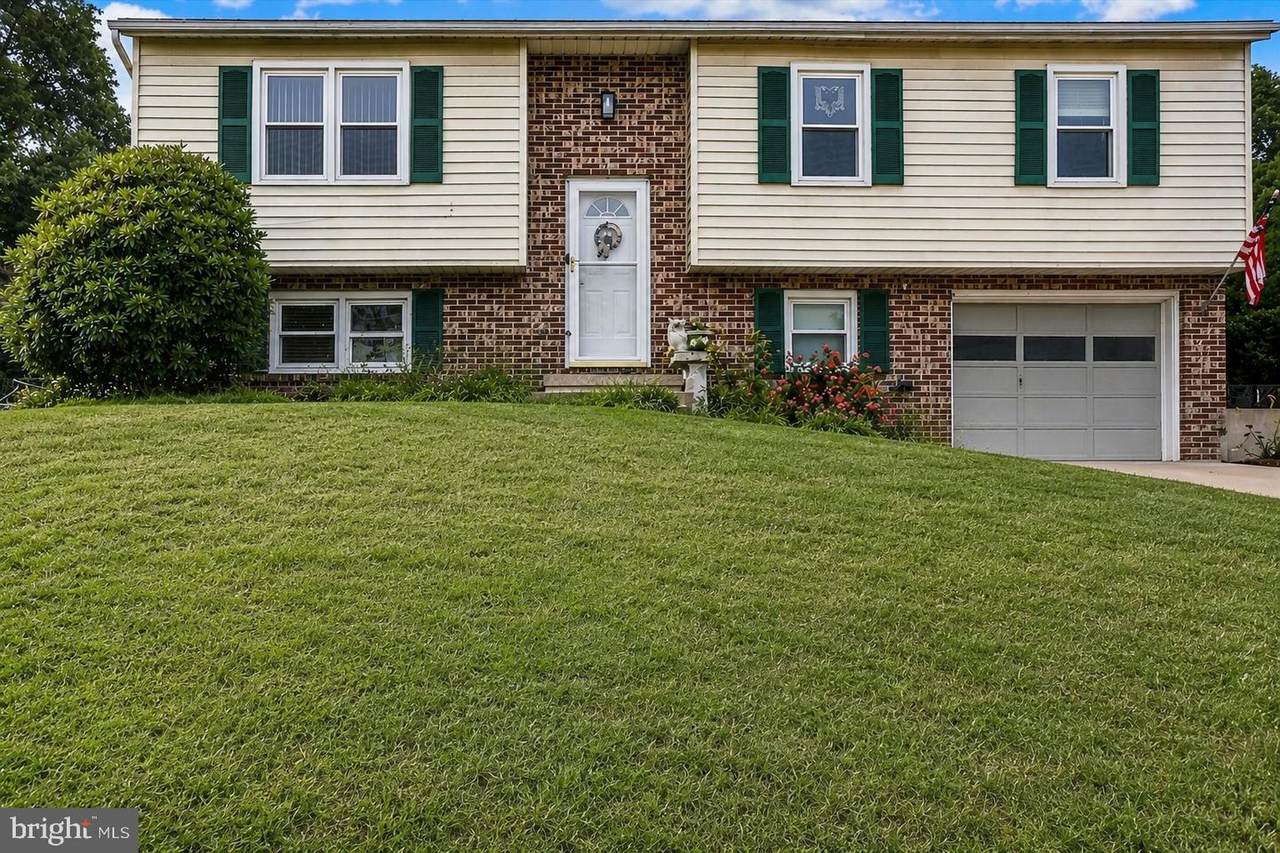 6255 Warren Avenue - Photo 1