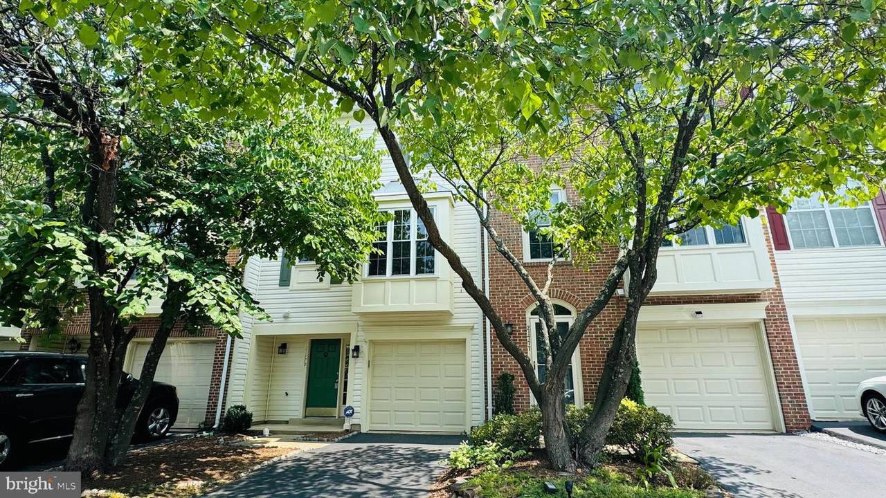 21779 Kings Crossing Terrace - Photo 1