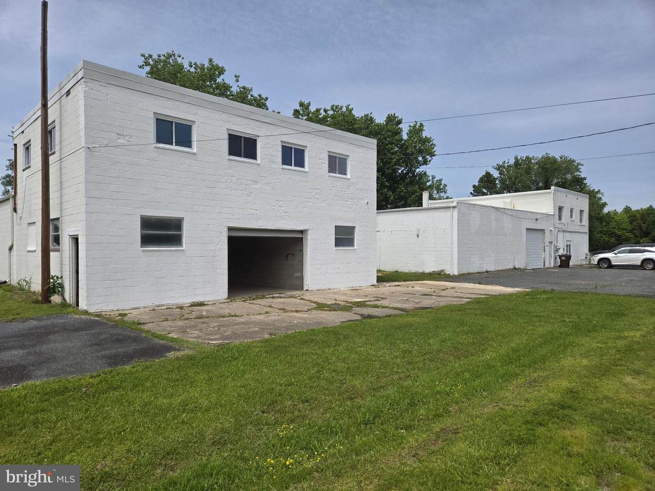 2906 Central Road - Photo 1