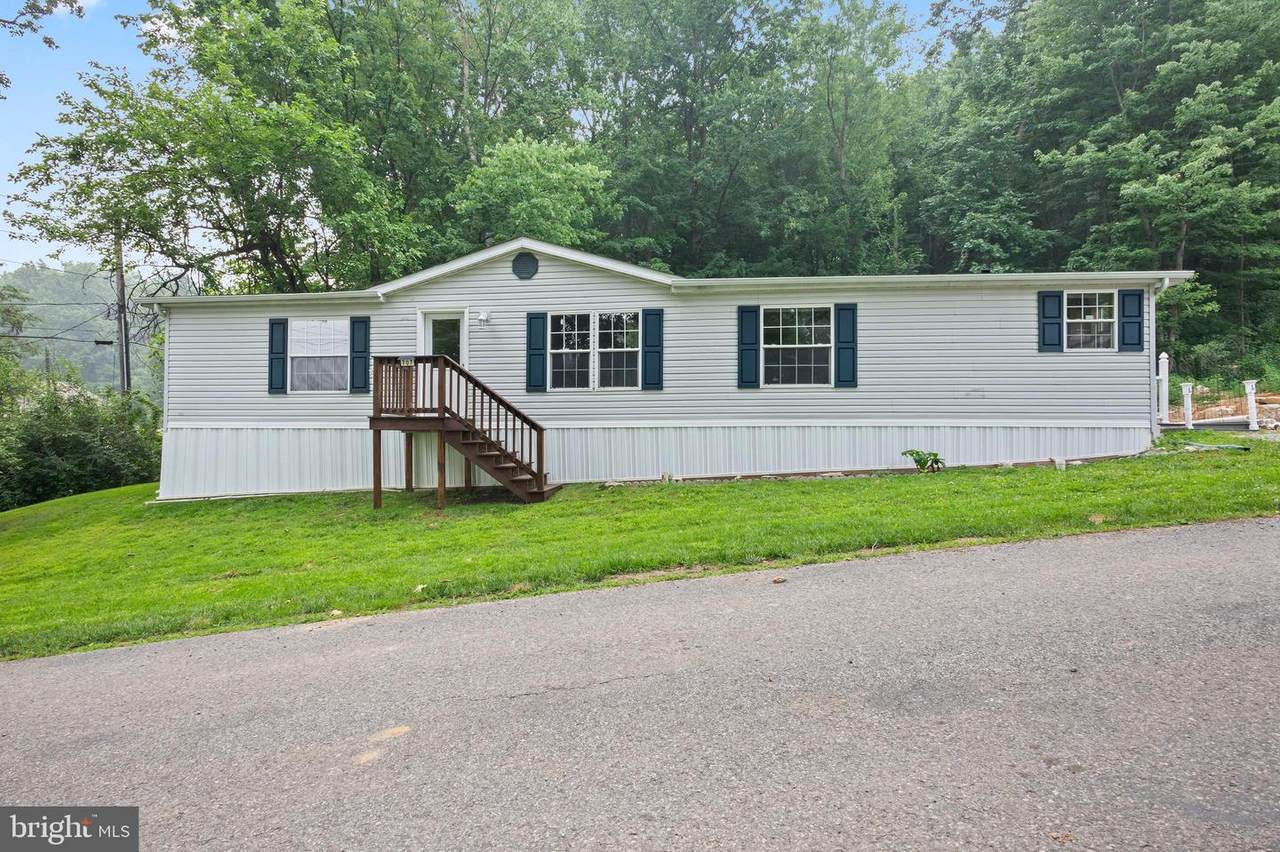707 Hillside Drive - Photo 1