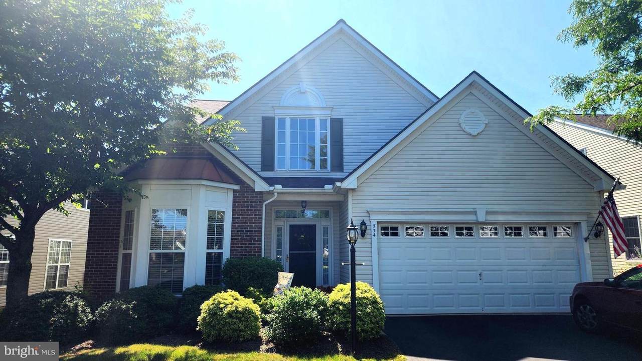 734 Twining Way - Photo 1