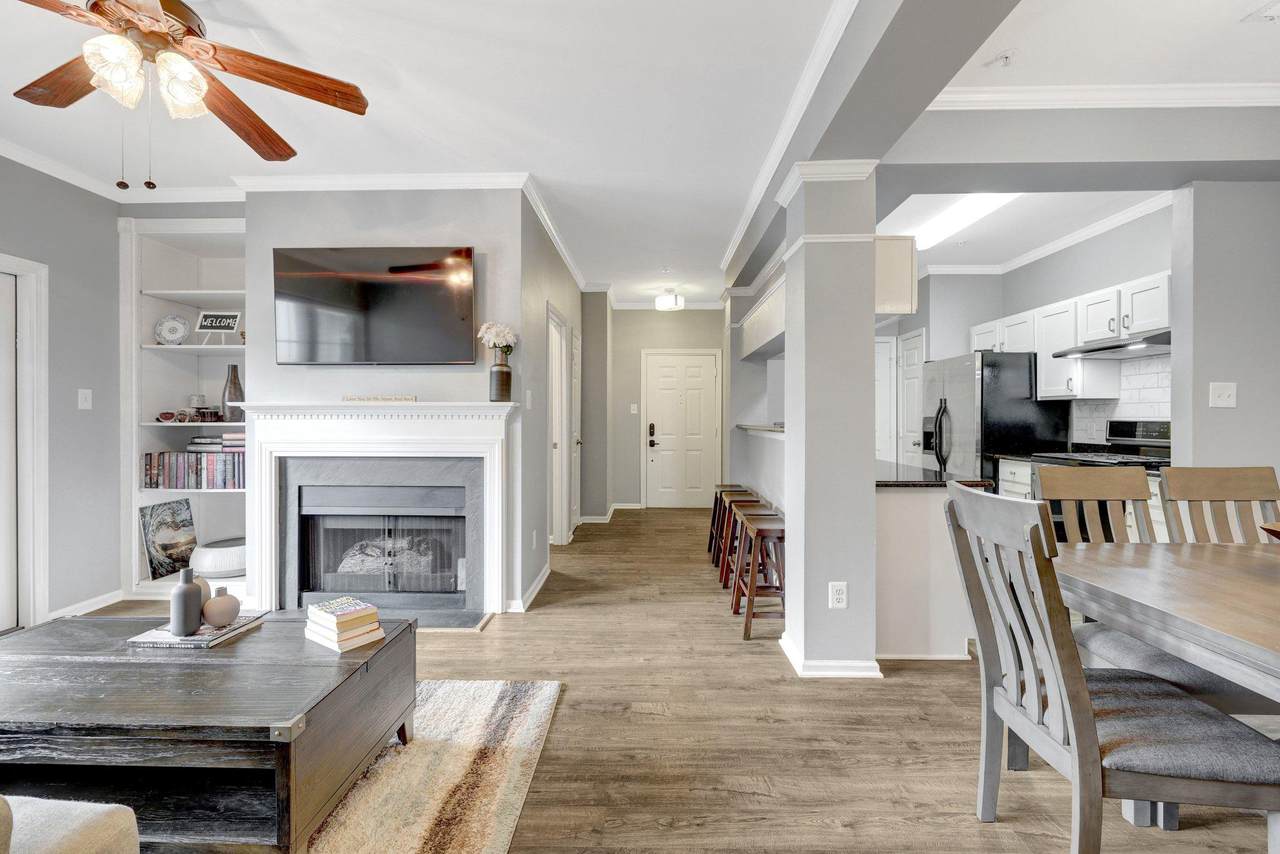 20417 Riverbend Square - Photo 1
