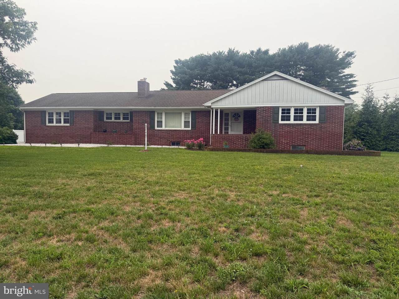 939 Canterbury Road - Photo 1