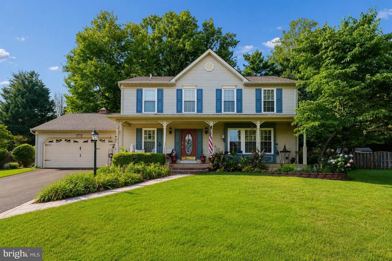 4545 Diehl Court - Photo 1