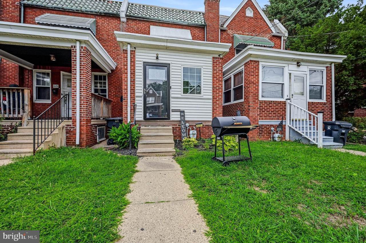 622 31ST Street - Photo 1
