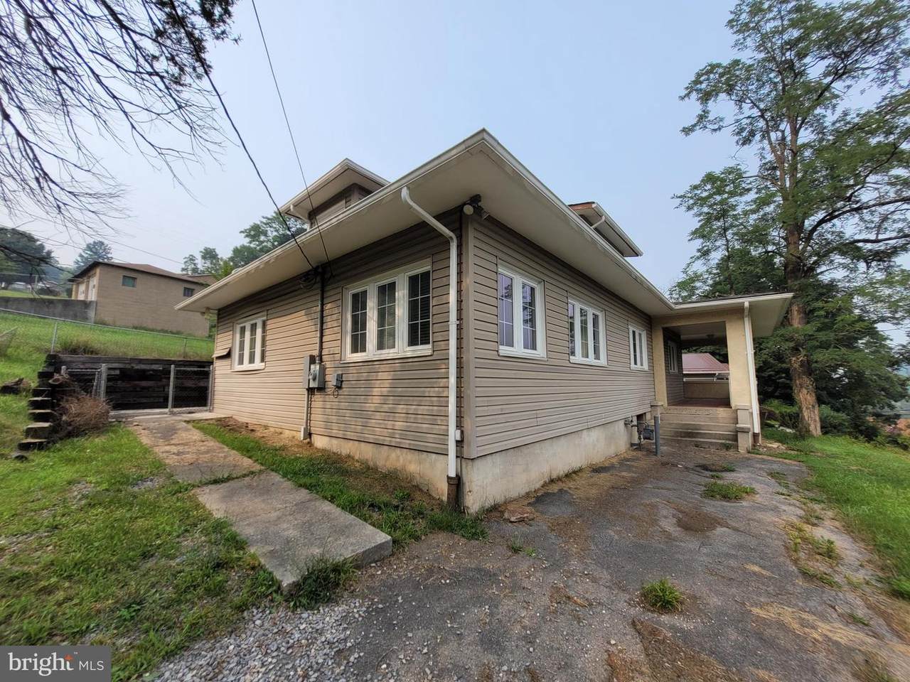 885 Braddock Road - Photo 1