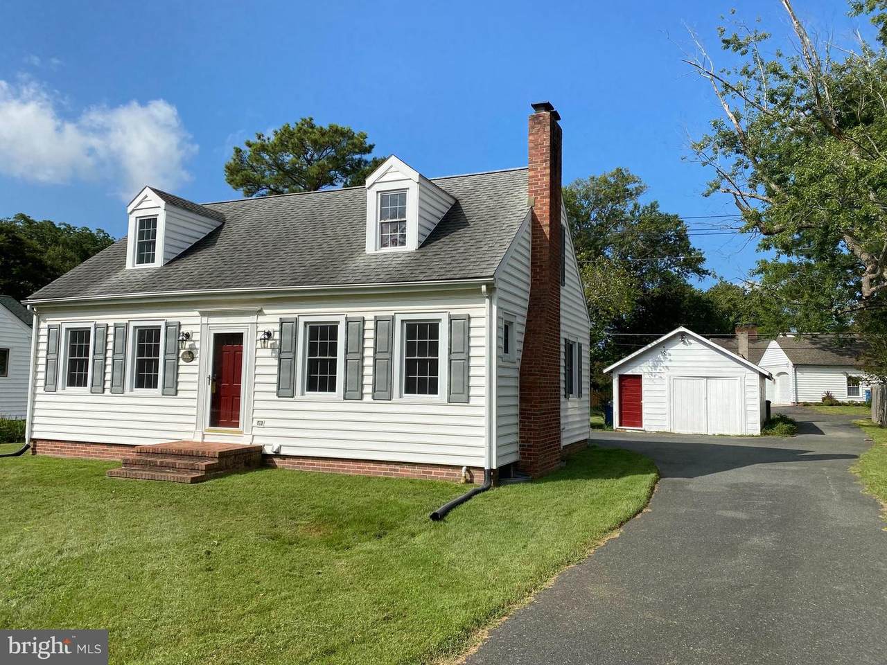 531 Washington Street - Photo 1