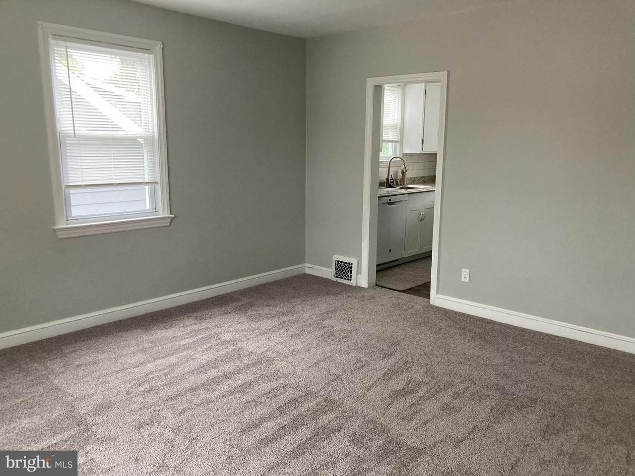 254 Wyoming Avenue - Photo 1