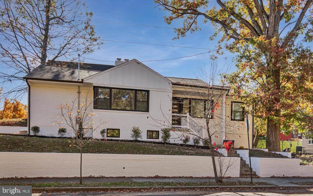 3127 Park Drive - Photo 1
