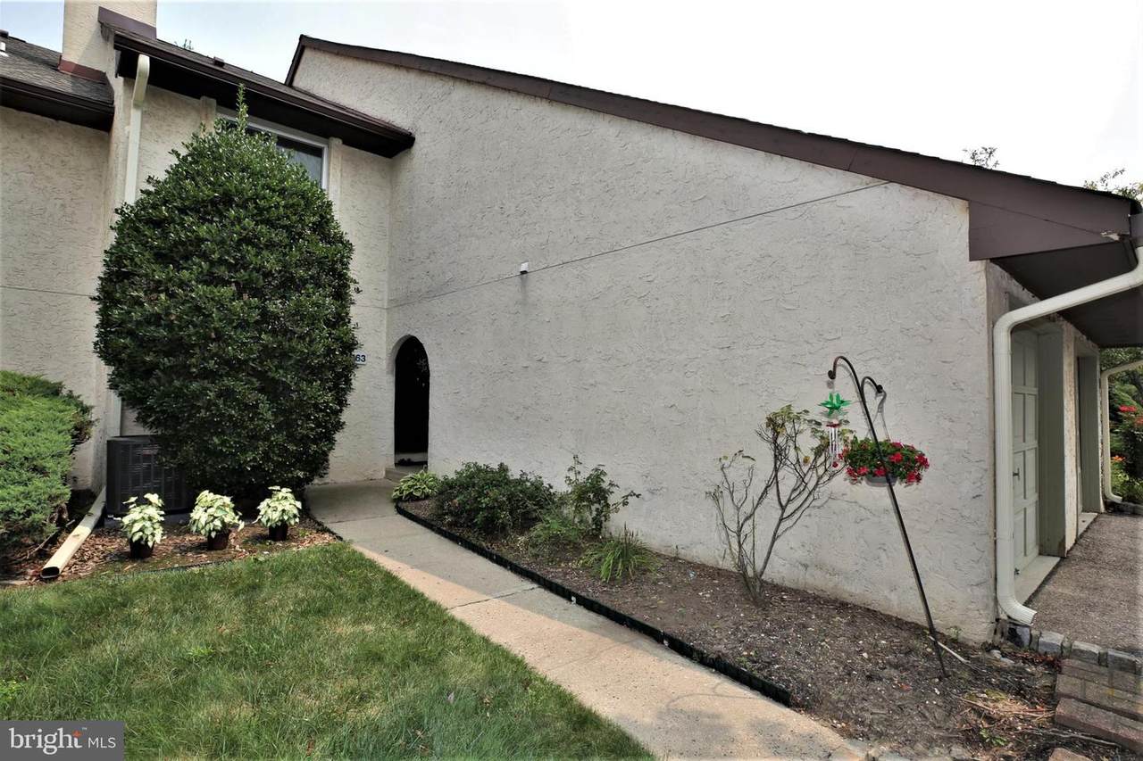 163 Thoreau Drive - Photo 1