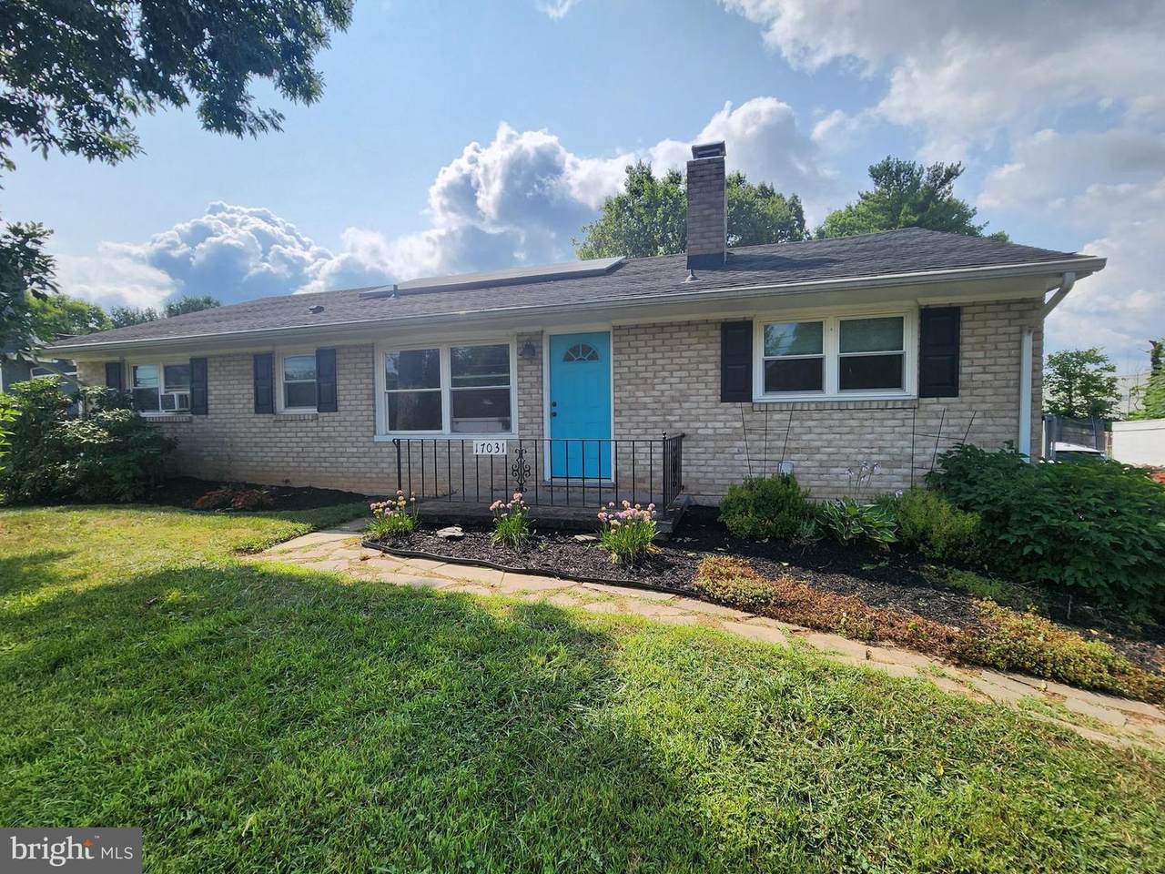 17031 Virginia Avenue - Photo 1
