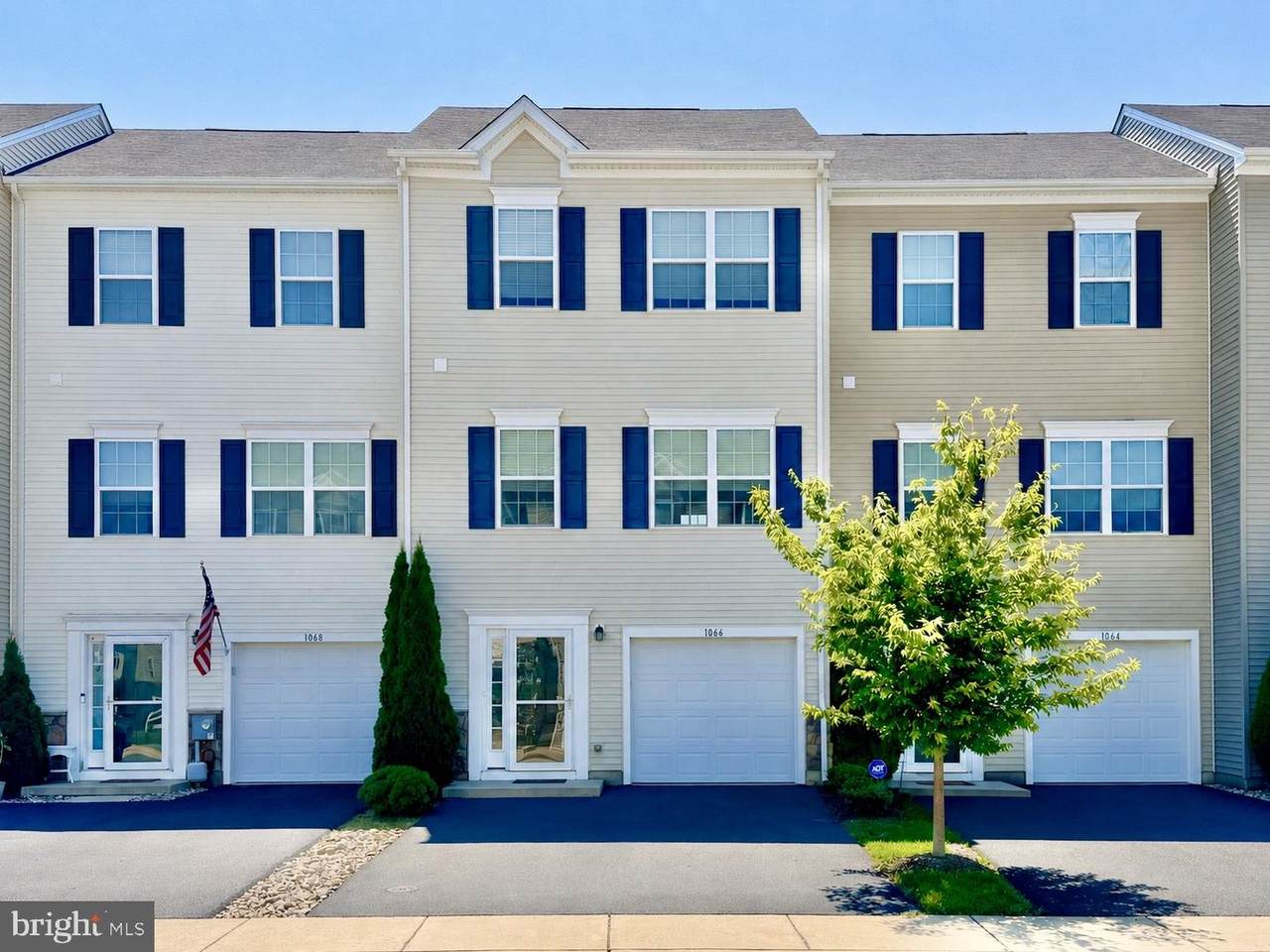 1066 Wickersham Way - Photo 1