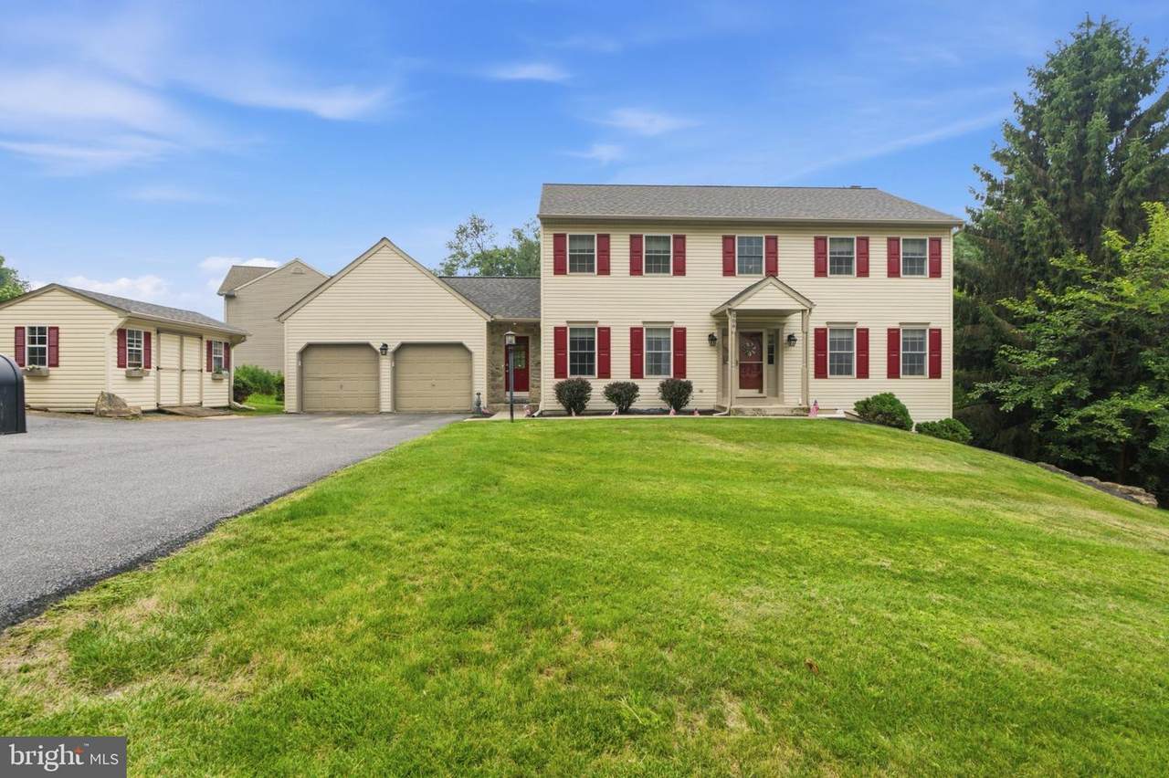 906 Hidden Hollow Drive - Photo 1