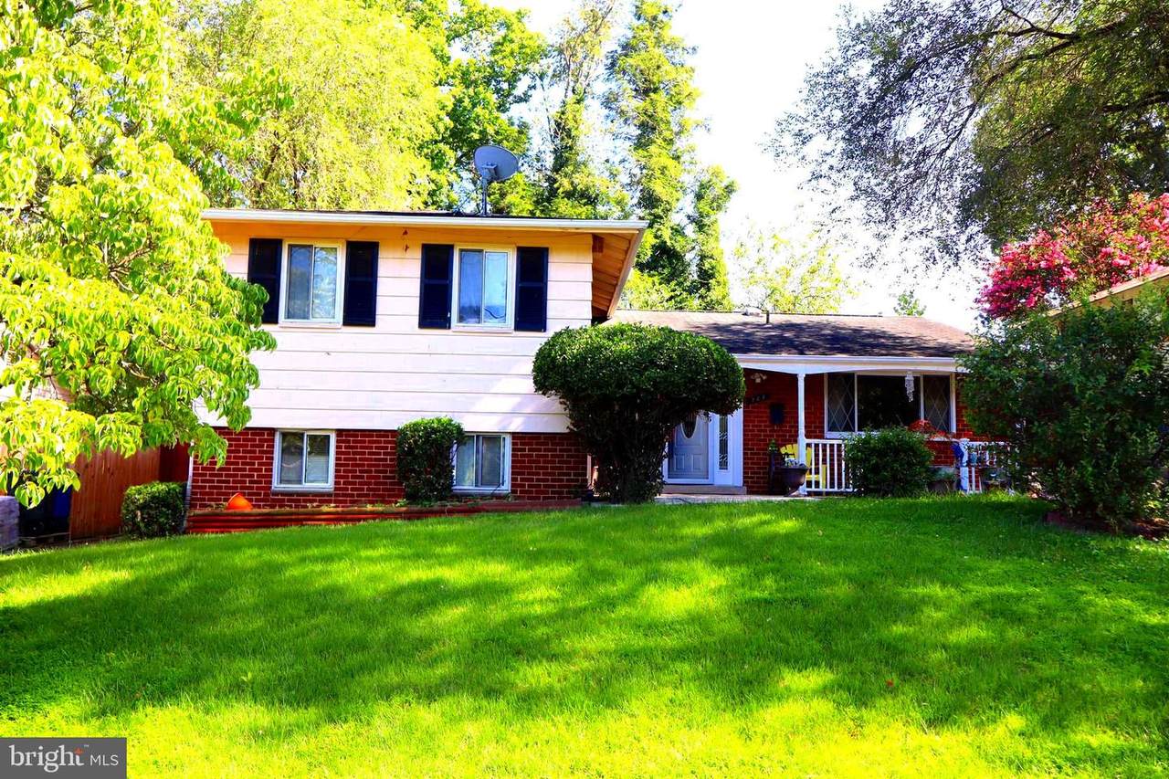 723 Lowander Lane - Photo 1