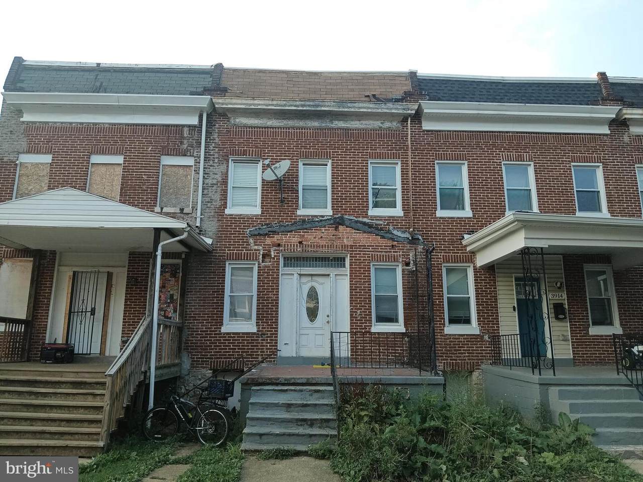3916 Ridgewood Avenue - Photo 1