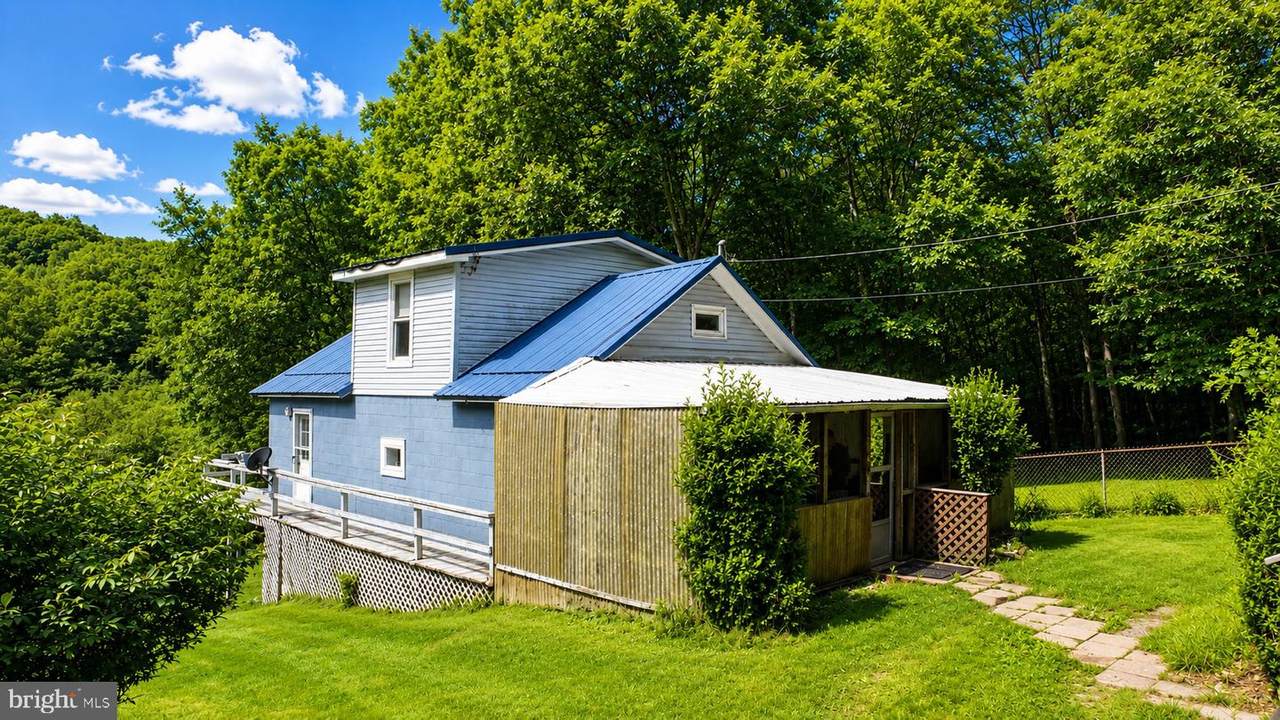 206 Liberty Street - Photo 1