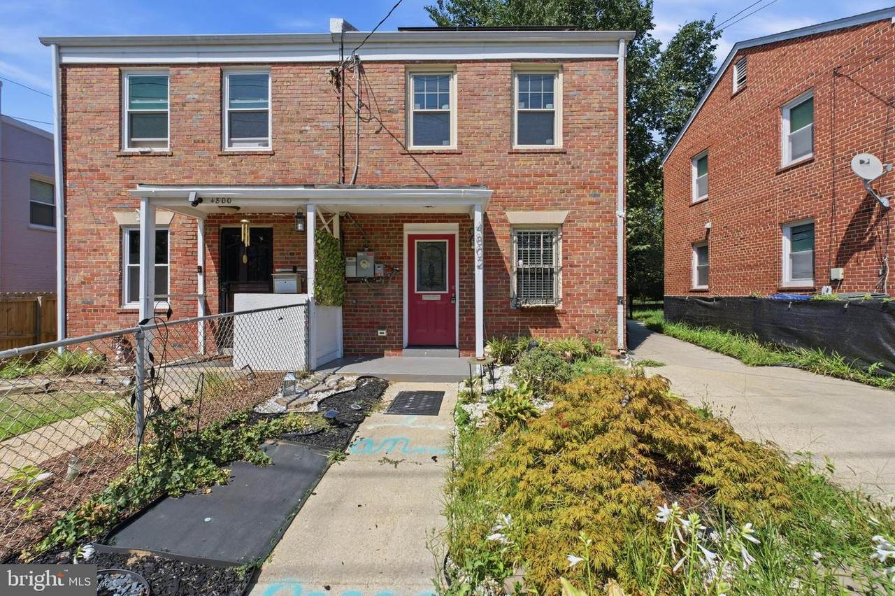 4802 B Street - Photo 1