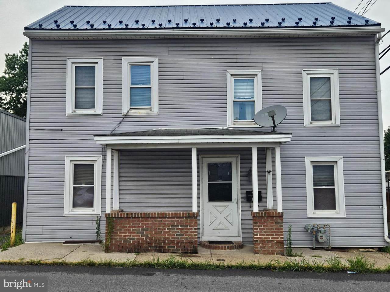 10 South Pine - Photo 1