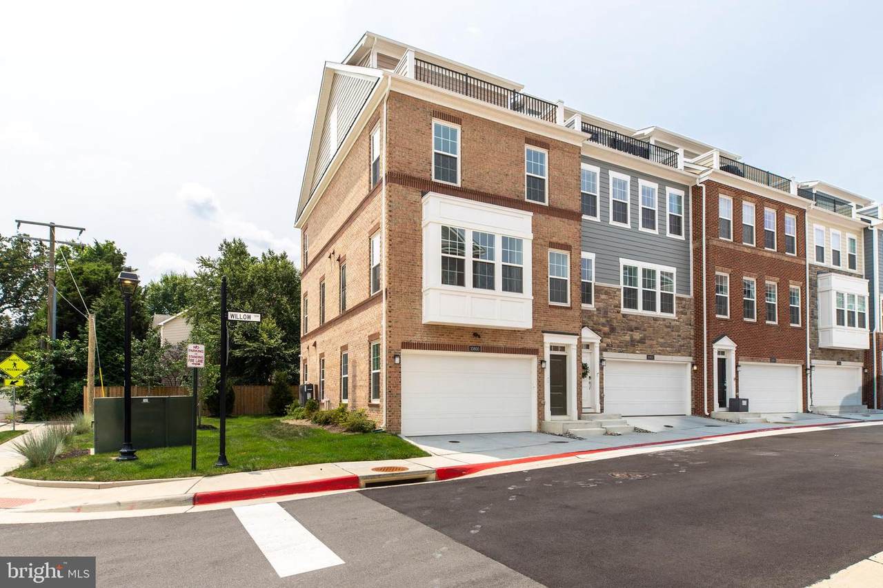 10800 Willow Terrace - Photo 1