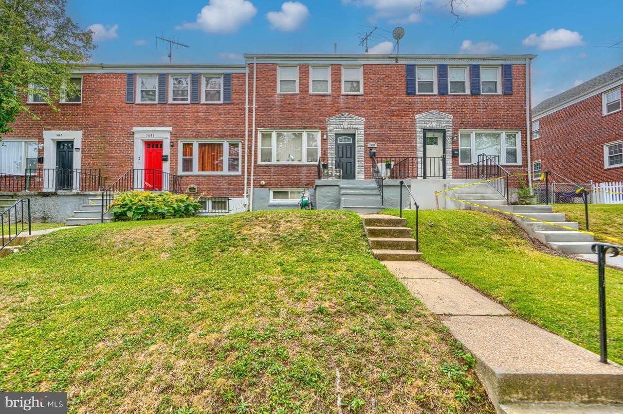 1639 Walterswood Road - Photo 1