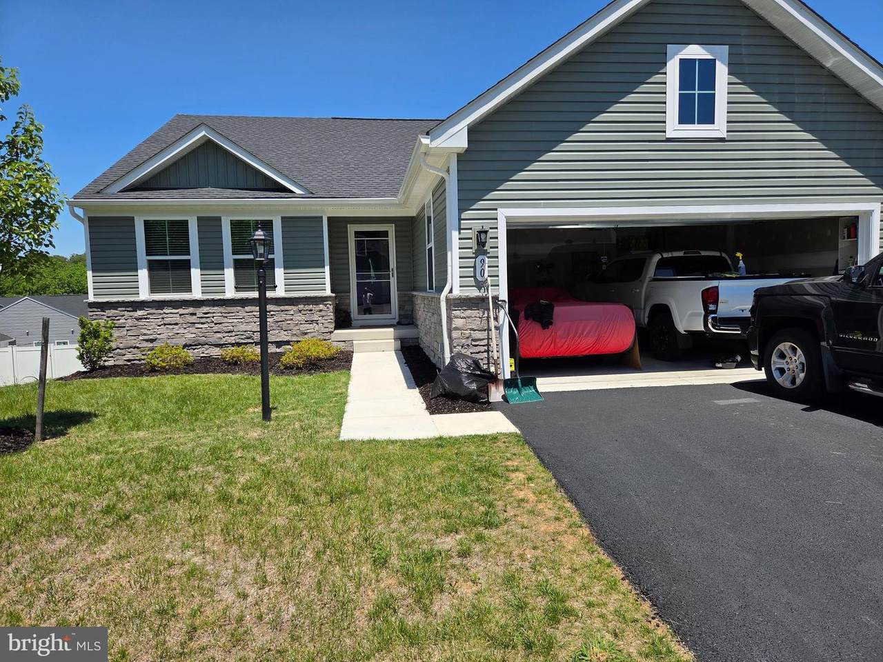 90 Sutherland Way - Photo 1