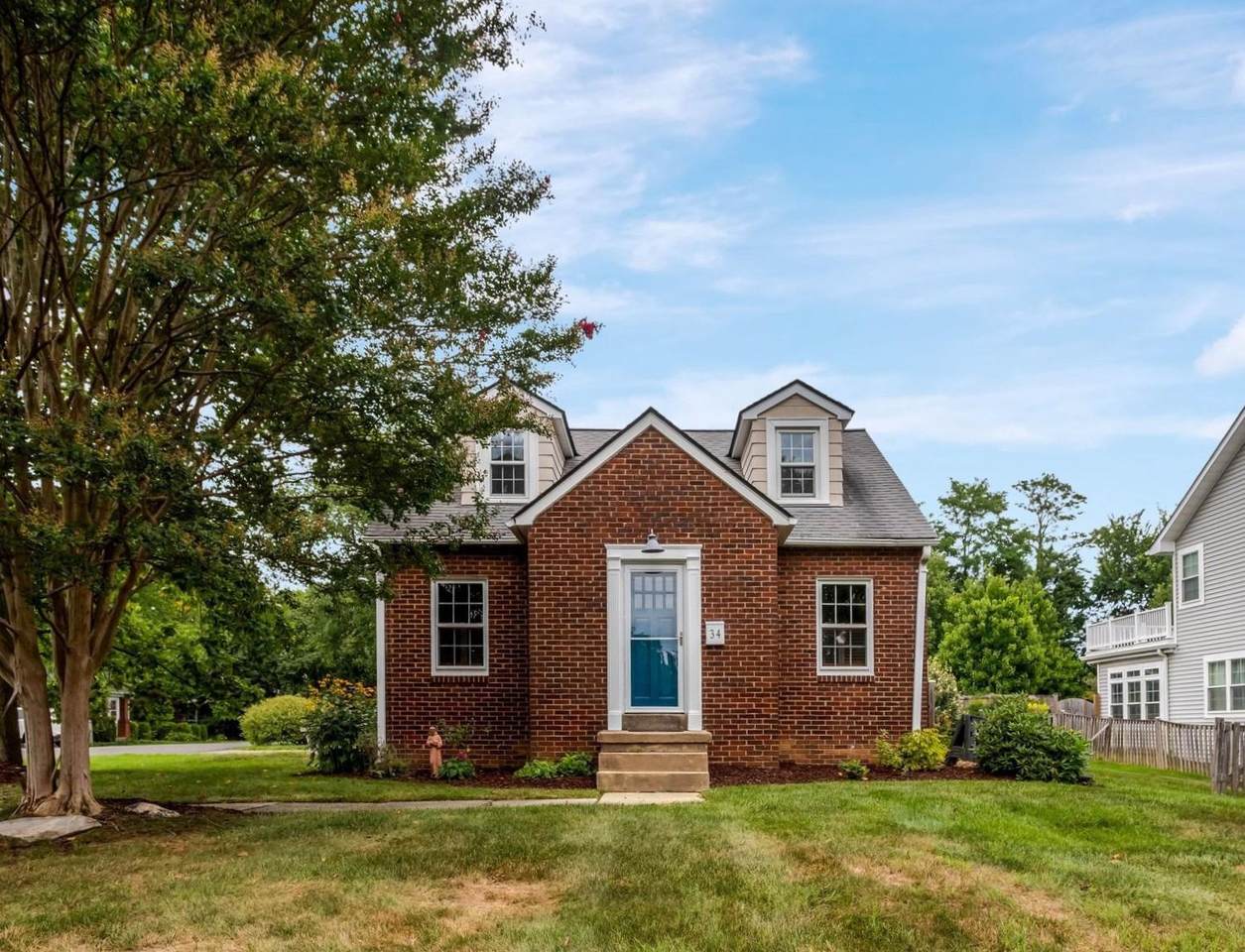 34 Pershing Drive - Photo 1