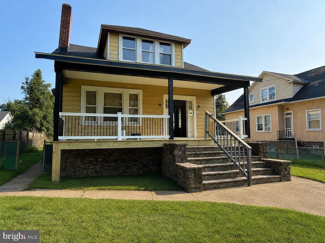 4700 Springdale Avenue - Photo 1