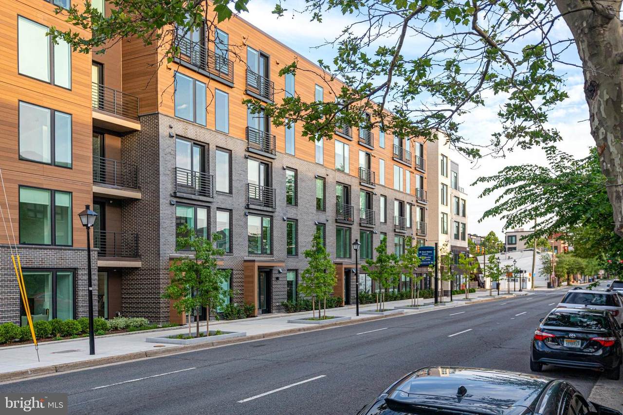 701 Henry Street - Photo 1