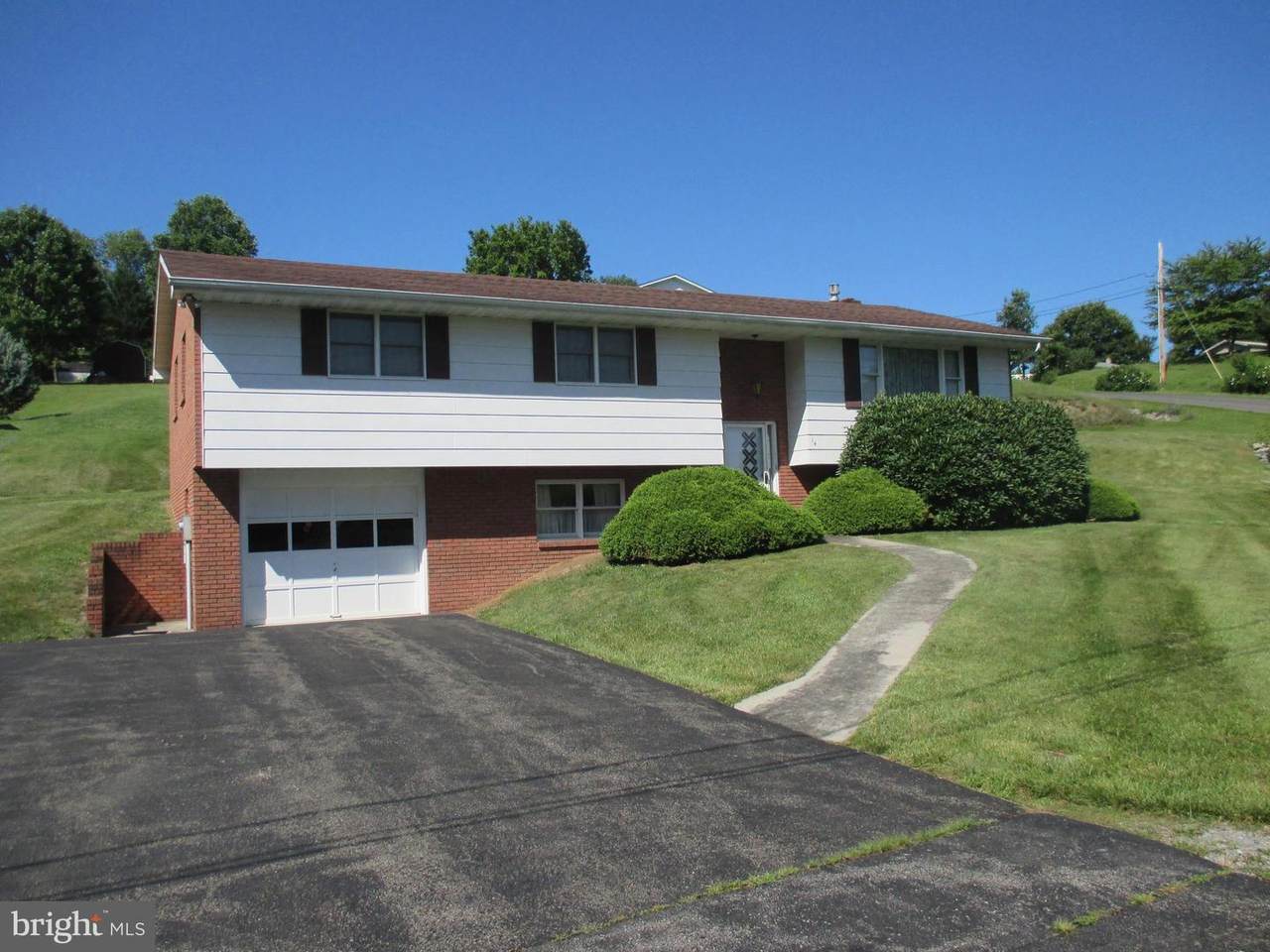 14 Leon Drive - Photo 1