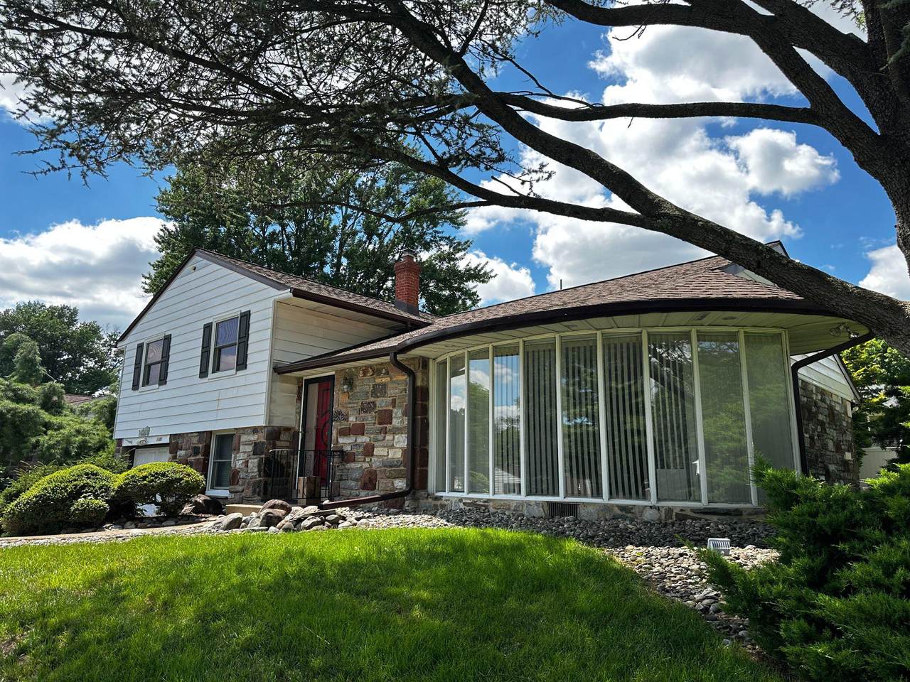 1180 Ballytore Road - Photo 1