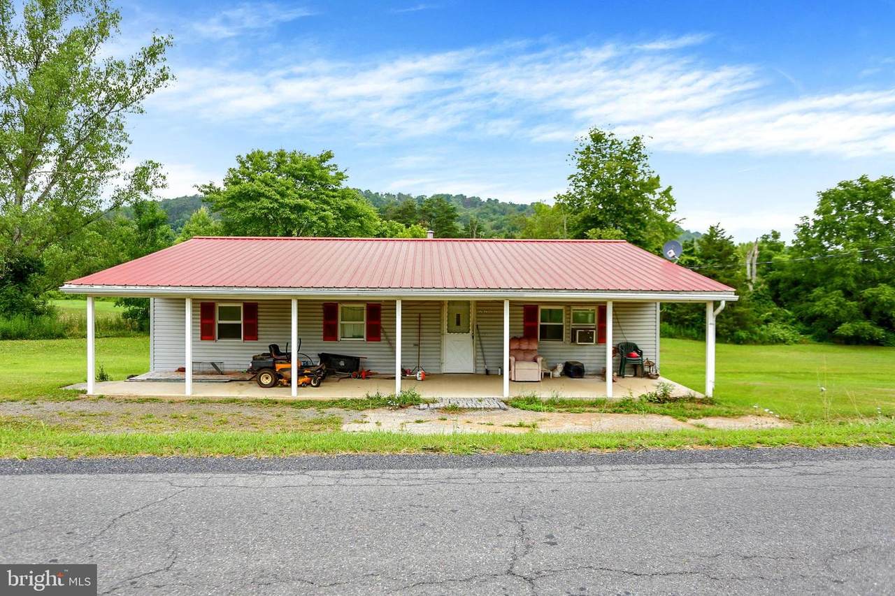 2025 Fairground Road - Photo 1