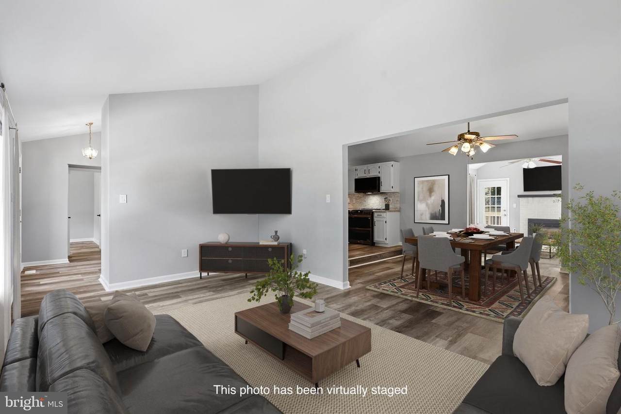 10422 Heather Greens Circle - Photo 1