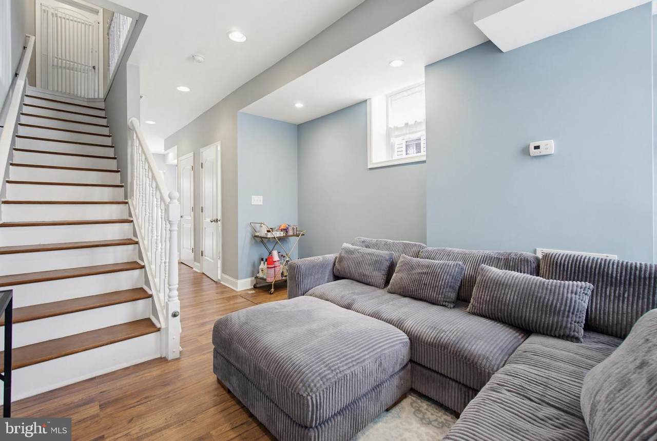 1429 Olive Street - Photo 1