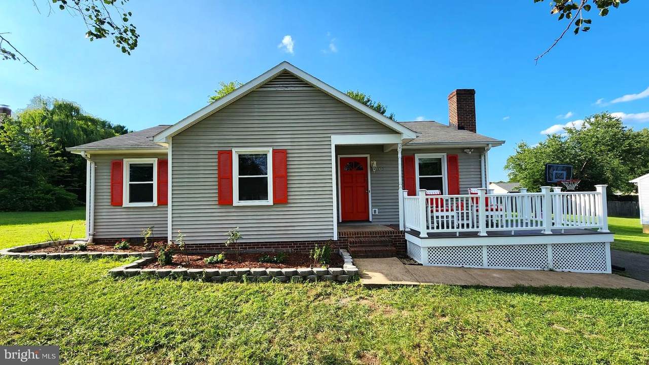 7113 Sharon Road - Photo 1