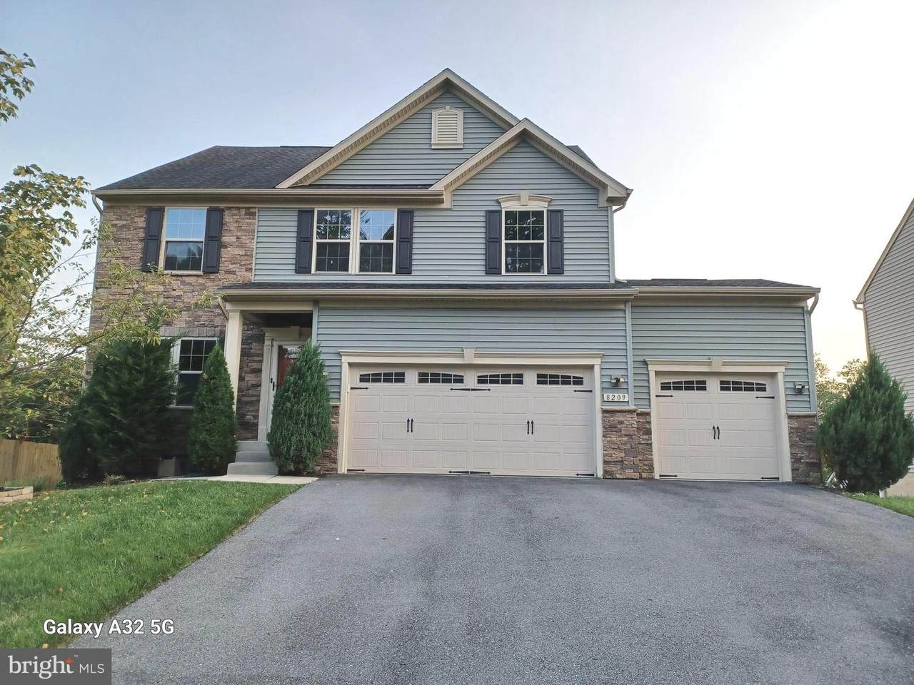 8209 Heraldry Dr - Photo 1