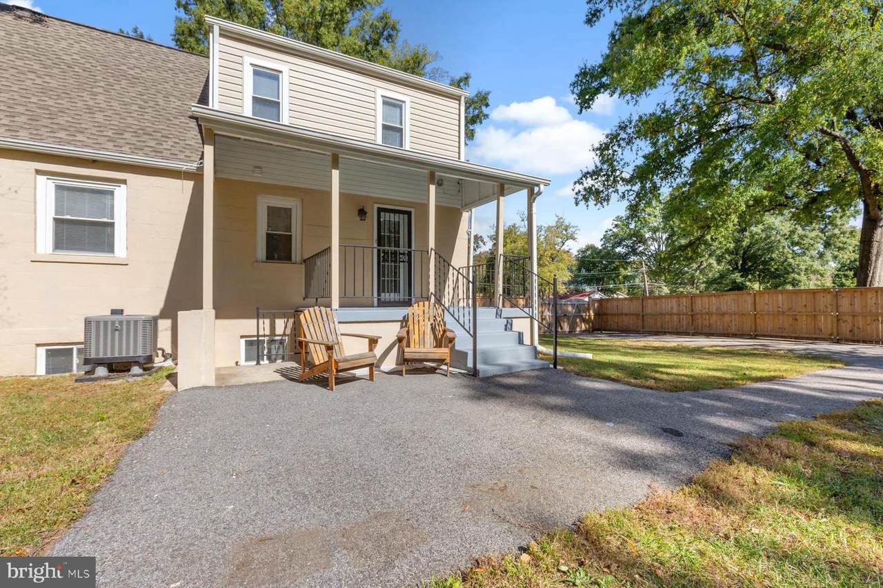 6903 Friendship Road - Photo 1