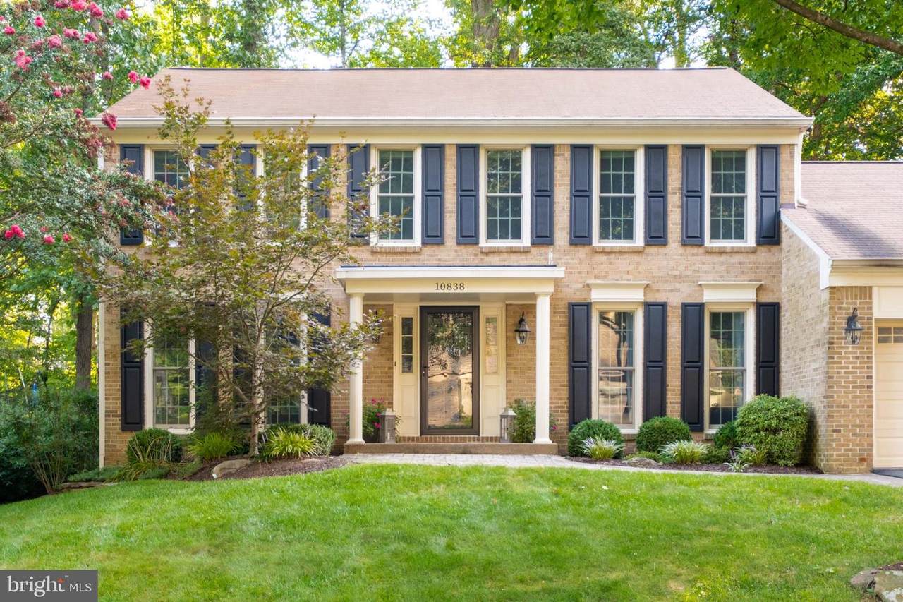 10838 Burr Oak Way - Photo 1