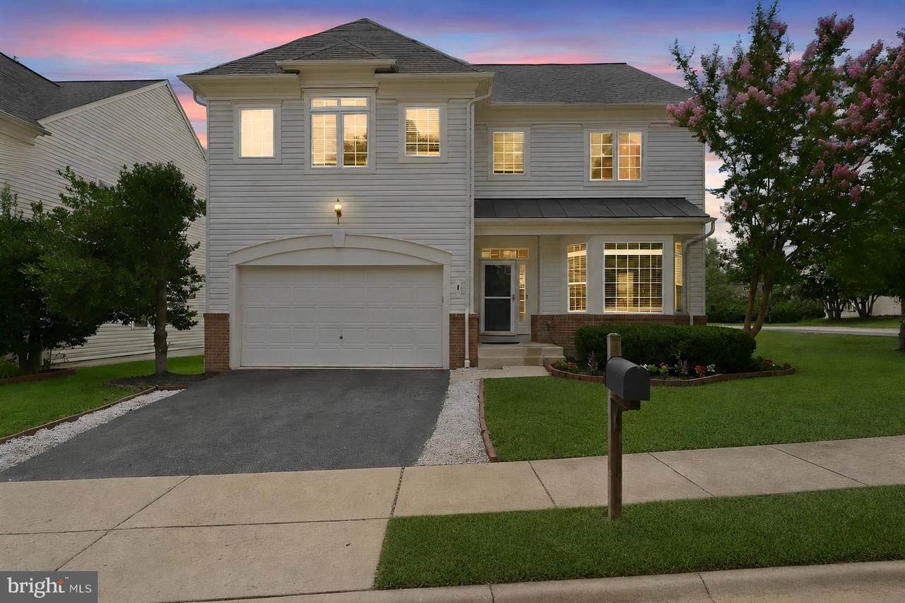 1 Rivers Edge Terrace - Photo 1