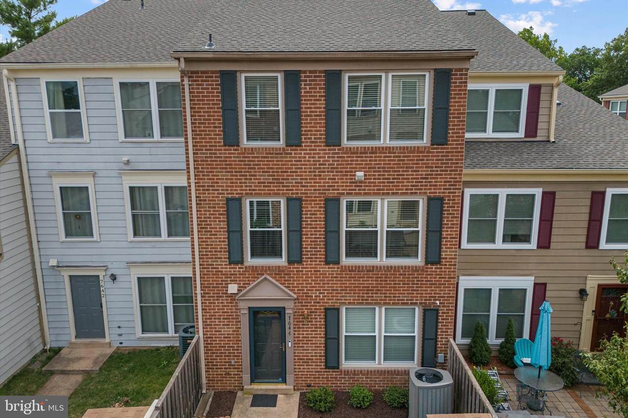 7644 Jordon Hollow Court - Photo 1